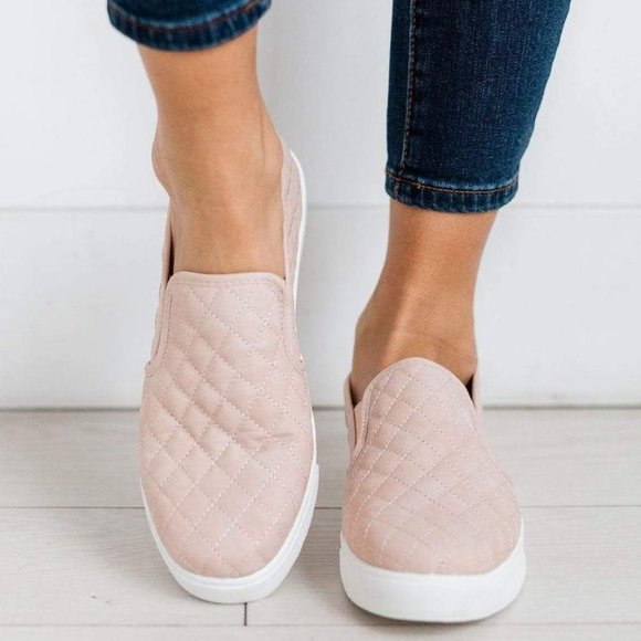 Steve Madden Shoes - NWT Steve Madden Blush Ecentrcq Slip-On Sneakers